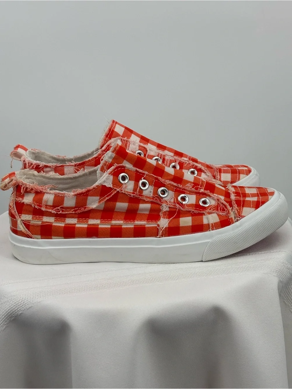 Corkys Babalu Orange & White Check Fray Sneakers Women’s Size 8